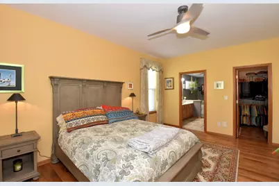 3326  Emmertsen Rd, Racine, WI 53406 - Photo 20