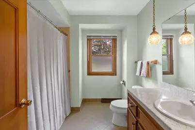 17645  Wexford Ct, Brookfield, WI 53045 - Photo 22