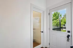 2822 S Burrell St, Milwaukee, WI 53207 - Photo 10