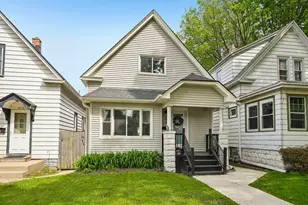 2822 S Burrell St, Milwaukee, WI 53207 - Photo 2