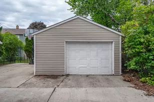 3600 N 100th St, Milwaukee, WI 53222 - Photo 30