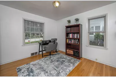 3600 N 100th St, Milwaukee, WI 53222 - Photo 10