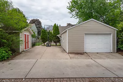3600 N 100th St, Milwaukee, WI 53222 - Photo 28