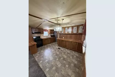 755 N Tratt St #143, Whitewater, WI 53190 - Photo 6