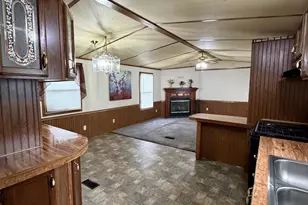 755 N Tratt St, Whitewater, WI 53190 - Photo 4