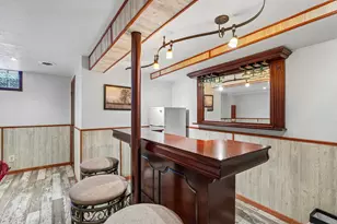 1009 Canterbury Ln, Waukesha, WI 53188 - Photo 36