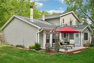 1009 Canterbury Ln, Waukesha, WI 53188 - Photo 42