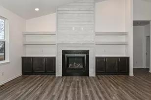 422 Clairmont Ct, Williams Bay, WI 53191 - Photo 14