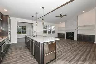 422 Clairmont Ct, Williams Bay, WI 53191 - Photo 22