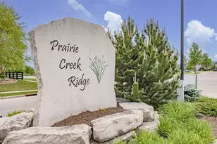 1480 Prairie Creek Blvd, Oconomowoc, WI 53066 - Photo 38