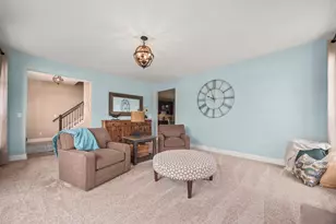 1480 Prairie Creek Blvd, Oconomowoc, WI 53066 - Photo 8
