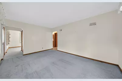 2015  Van Buren St, New Holstein, WI 53061 - Photo 10