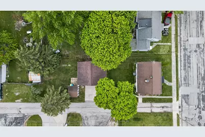 2015  Van Buren St, New Holstein, WI 53061 - Photo 26