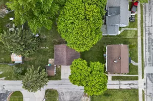 2015 Vanburen St, New Holstein, WI 53061 - Photo 26