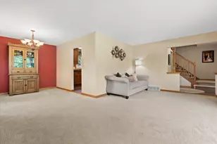 12455 W Ohio Dr, New Berlin, WI 53151 - Photo 4