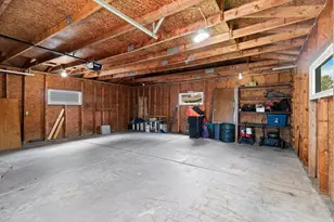 1610 Holly Dr, Manitowoc, WI 54220 - Photo 42