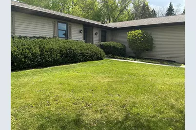201  Pauquette Dr, Poynette, WI 53955 - Photo 2