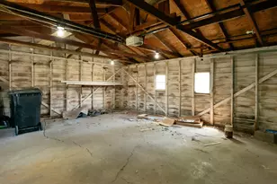 2261 Robinson Dr, Beloit, WI 53511 - Photo 32