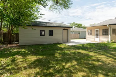 2261  Robinson Dr, Beloit, WI 53511 - Photo 28