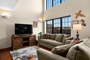 415 6th St, La Crosse, WI 54601 - Photo 6
