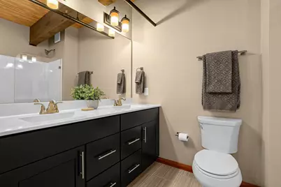 415  6th St #410, La Crosse, WI 54601 - Photo 14