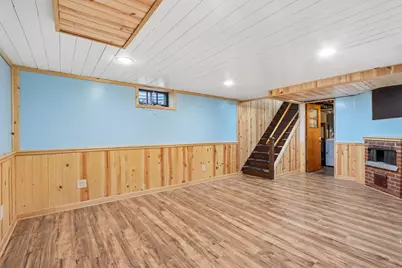 825  Illinois St, Racine, WI 53405 - Photo 6