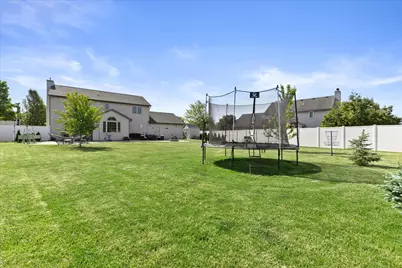 602  Woodland Cir, Racine, WI 53185 - Photo 44