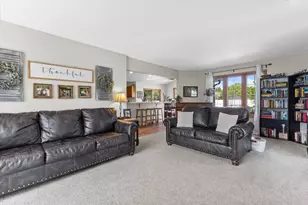 602 Woodland Cir, Racine, WI 53185 - Photo 14
