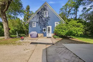 10064 N Cedarburg Rd, Mequon, WI 53092 - Photo 30