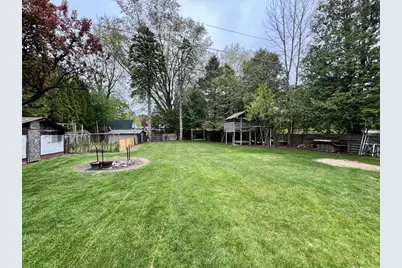 3205 N 10th St, Sheboygan, WI 53083 - Photo 2