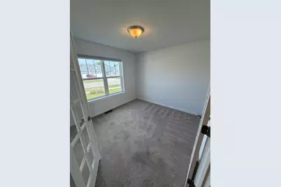1933  Cheshire Dr, Racine, WI 53182 - Photo 16