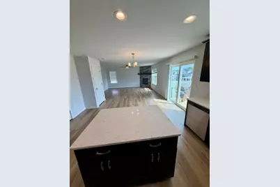 1933  Cheshire Dr, Racine, WI 53182 - Photo 4