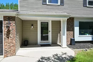 14390 W Wilbur Dr, New Berlin, WI 53151 - Photo 2