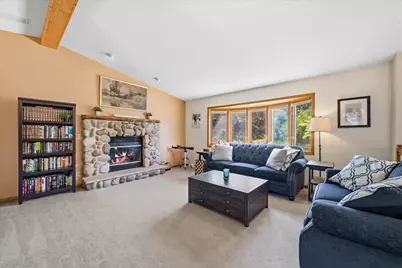 924 N Grant St, Port Washington, WI 53074 - Photo 2