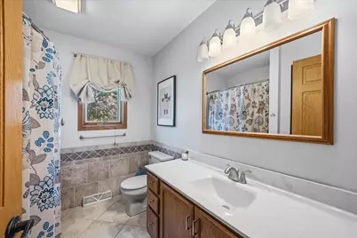 924 N Grant St, Port Washington, WI 53074 - Photo 14