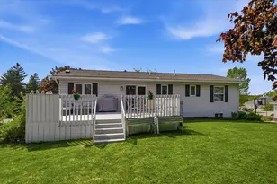 924 N Grant St, Port Washington, WI 53074 - Photo 20