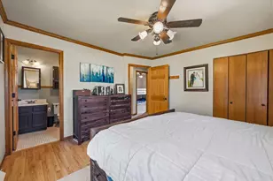 924 N Grant St, Port Washington, WI 53074 - Photo 10