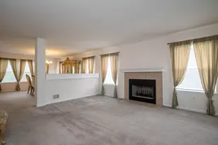 501 Manning Way, Lake Geneva, WI 53147 - Photo 2