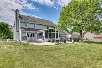 W146N6234  Wigwam Ct, Menomonee Falls, WI 53051 - Photo 48