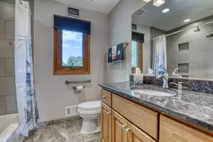 W146N6234 Wigwam Dr, Menomonee Falls, WI 53051 - Photo 34