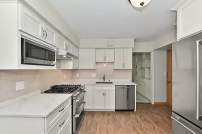 6533 W Medford Ave, Milwaukee, WI 53218 - Photo 10