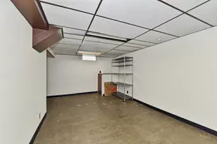 6533 W Medford Ave, Milwaukee, WI 53218 - Photo 24