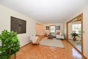 13780 W Graham St, New Berlin, WI 53151 - Photo 6