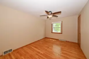 13780 W Graham St, New Berlin, WI 53151 - Photo 32