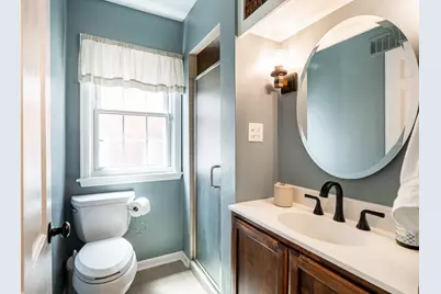 6641 W Hadley St, Milwaukee, WI 53210 - Photo 22
