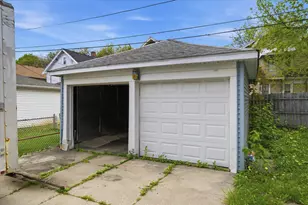 2353 N 53rd St, Milwaukee, WI 53210 - Photo 30