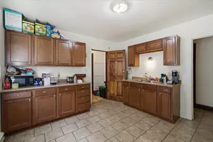 2353 N 53rd St, Milwaukee, WI 53210 - Photo 12