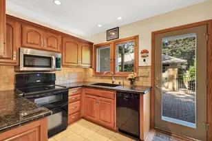3110 N Menomonee River Pkwy, Milwaukee, WI 53222 - Photo 14