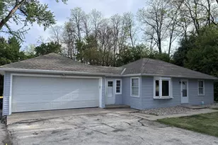 2407 Summit Ave, Waukesha, WI 53188 - Photo 4
