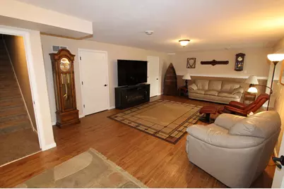 282  Settlement Dr, Racine, WI 53105 - Photo 36